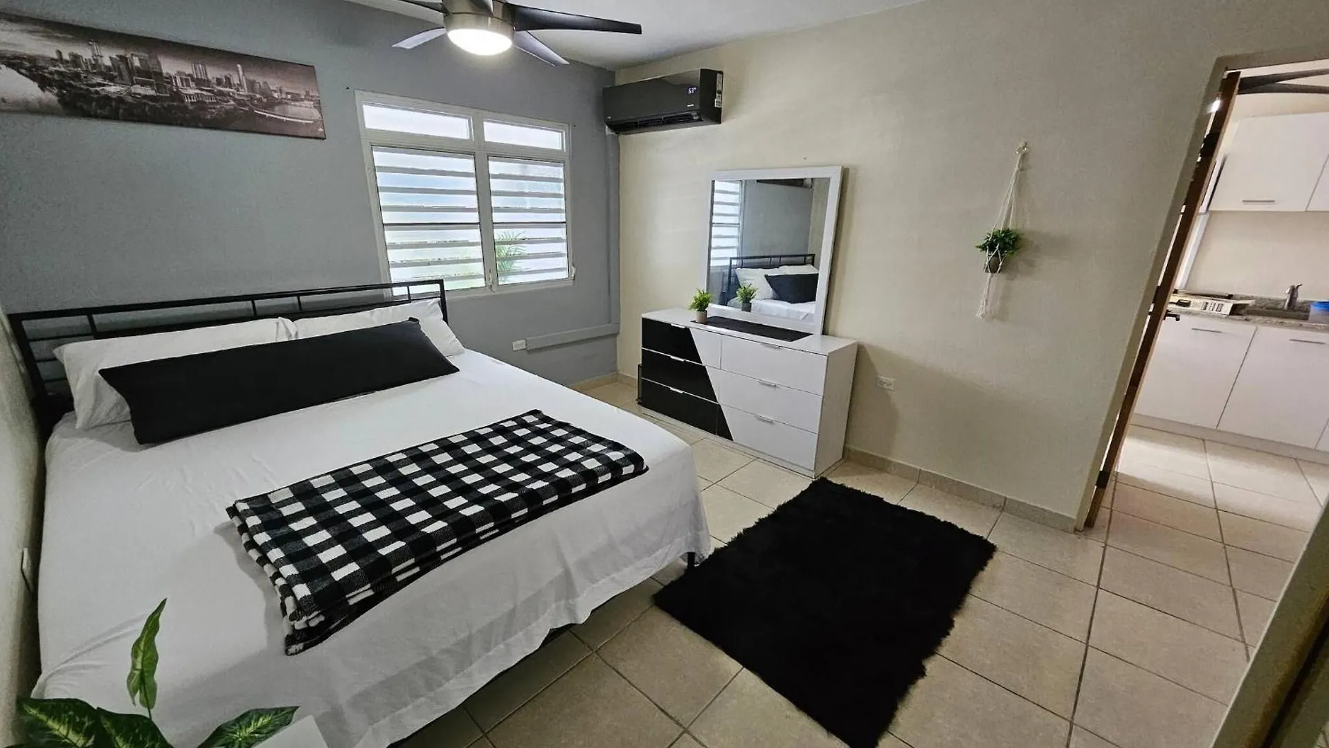 Terrace With Jacuzzi Modern 2 Διαμέρισμα Σαν Χουάν Πουέρτο Ρίκο