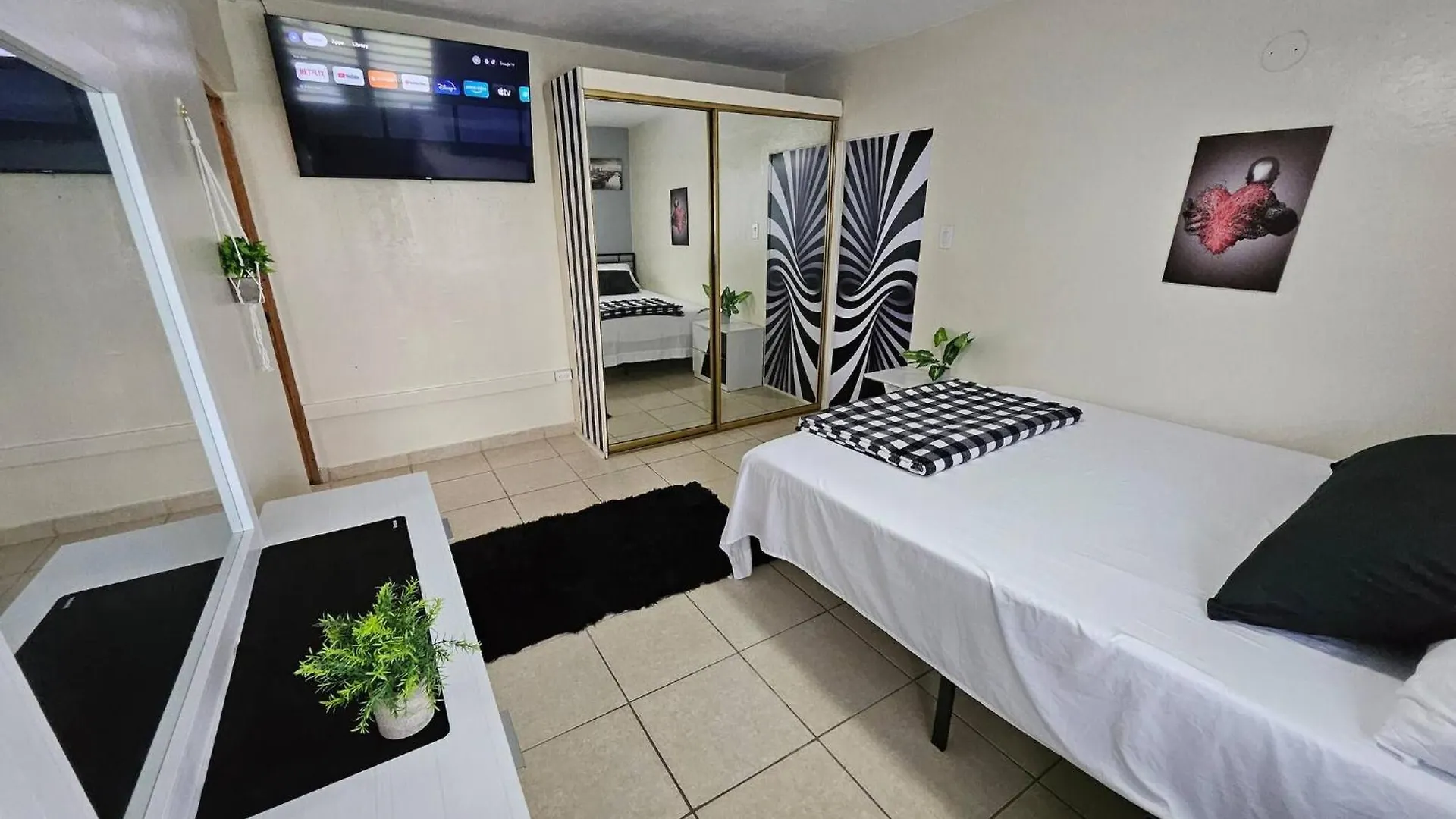 Terrace With Jacuzzi Modern 2 Διαμέρισμα Σαν Χουάν